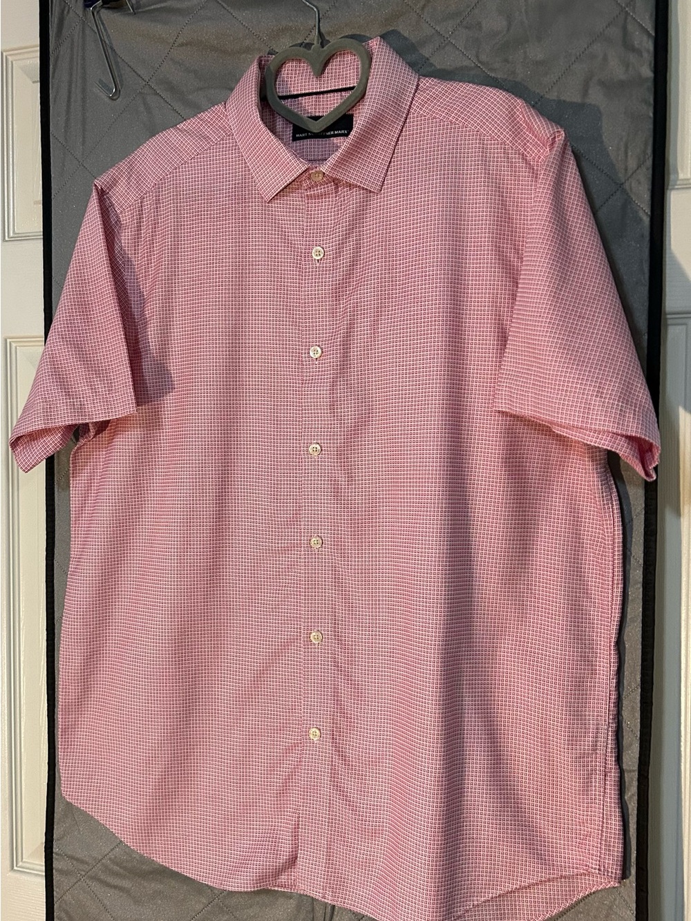Hart Schaffner Marx Men’s Short Sleeve Button-Up Shirt